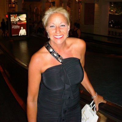 Isabella, 54 ans à Le Mans