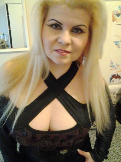 Berthe, 51 ans à Lorient