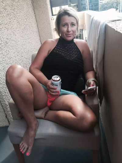 Arya, 54 ans à Lorient