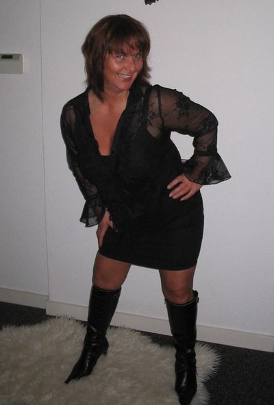 Aélig, 53 ans à Nantes