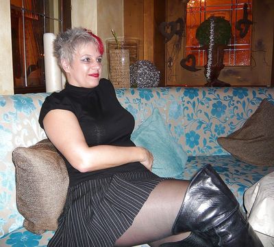 Coralia, 53 ans à Tours