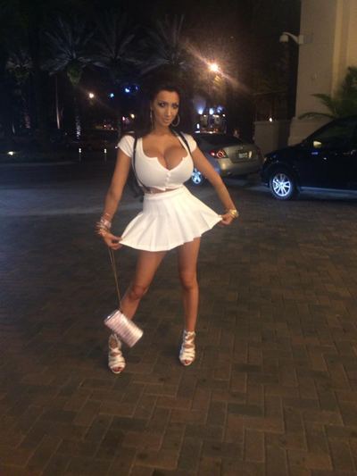 Bryanna, femme cougar de 40 ans à Aix-en-Provence