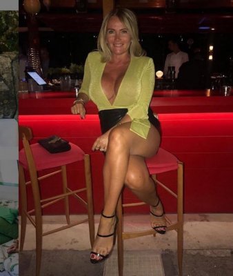 Krystyna, femme cougar de 45 ans à Caluire-et-Cuire