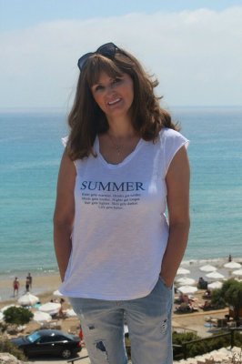 Lilla, femme cougar de 49 ans à Dole