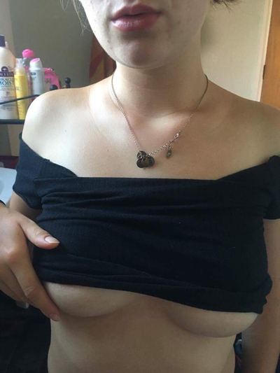 Cécile, femme cougar de 42 ans à Courbevoie
