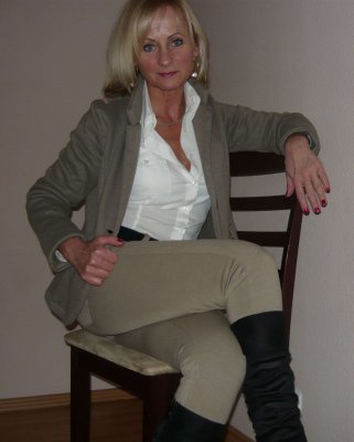 Aurélie, femme cougar de 50 ans à Anglet