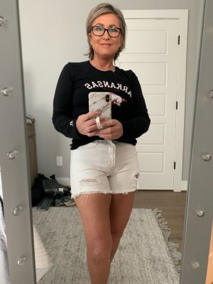 Jessie, femme cougar de 56 ans à Sète