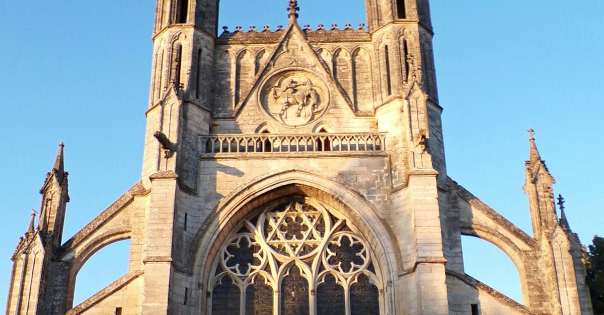 Guide rencontre cougar à Laon